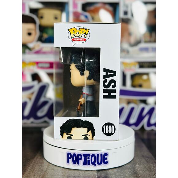 Army of Darkness Ash with Boomstick Funko Pop! #1880 - Picture 2 of 6